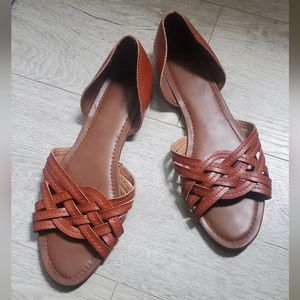 Universal Thread faux leather flats sandals